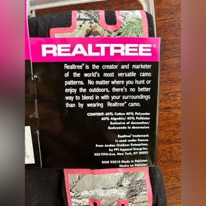 Realtree Women's Black Camo Sweatpant with Pink Camo Logo